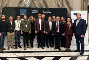 Forumul APPR şi Moldova Fruct au semnat un protocol de colaborare pentru dezvoltarea agriculturii din România şi Republica Moldova